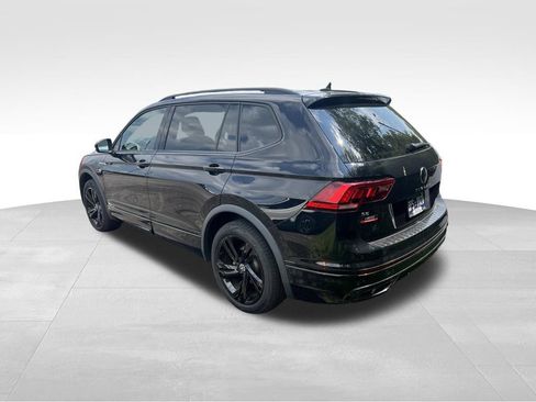 Used 2023 Volkswagen Tiguan SE R-Line AWD/4WD image 6
