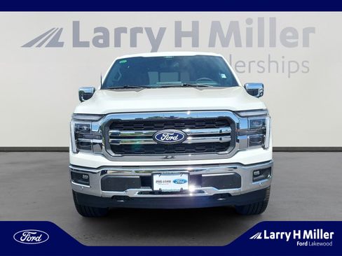 New 2025 Ford F150 Lariat w/ Equipment Group 502A High image 8