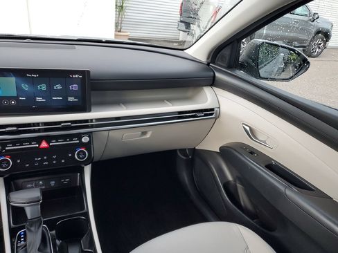 Used 2026 Hyundai Tucson SEL FWD image 13