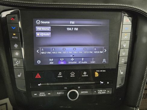 Used 2020 INFINITI QX50 Luxe w/ Navigation Package image 15