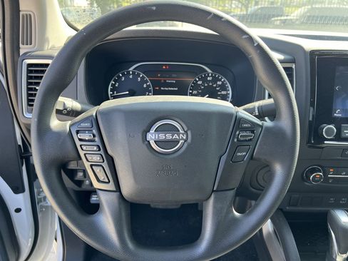 Certified 2024 Nissan Frontier SV w/ Tow Package image 8