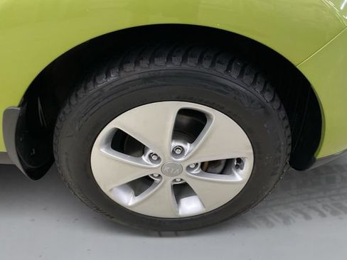 Used 2015 Kia Soul FWD image 15