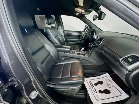 Used 2019 Jeep Grand Cherokee Limited AWD/4WD image 32
