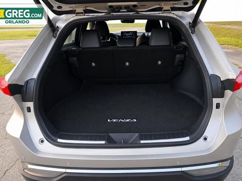 Used 2021 Toyota Venza XLE w/ Softex Package AWD/4WD image 16
