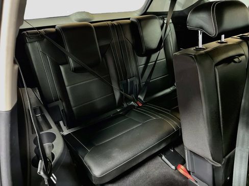 Used 2023 Volkswagen Atlas SE w/ Panoramic Sunroof Package AWD/4WD image 27