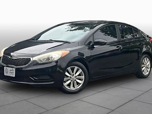 Used 2016 Kia Forte LX w/ LX Popular Plus Package FWD image 1