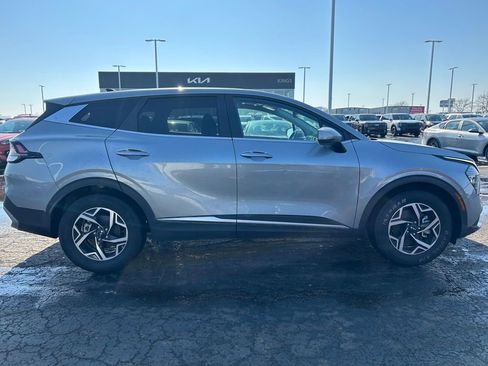 Certified 2024 Kia Sportage LX image 8