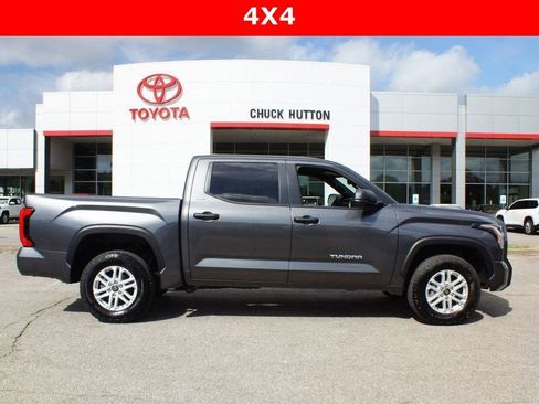 Used 2025 Toyota Tundra SR5 AWD/4WD image 1