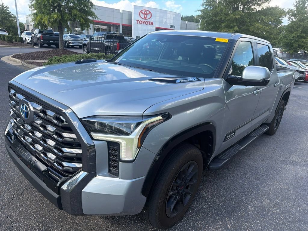 Used 2024 Toyota Tundra Platinum AWD/4WD image 2