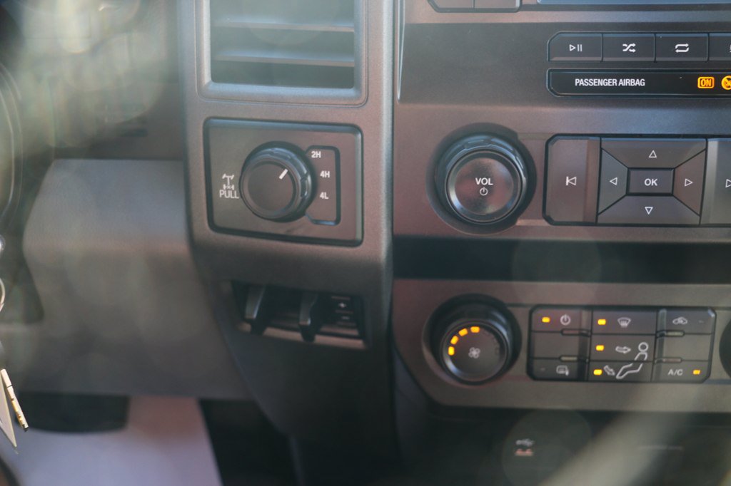 Used 2020 Ford F350 XL w/ Power Equipment Group AWD/4WD image 18