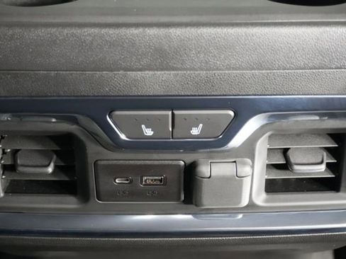 Used 2023 GMC Sierra 2500 Denali w/ Denali Black Diamond Edition image 40