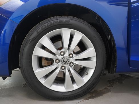 Used 2011 Honda Accord EX image 23