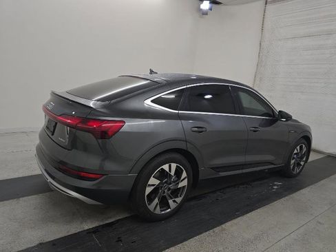 Used 2022 Audi e-tron Premium image 4