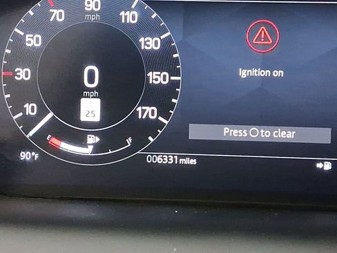 Used 2025 Land Rover Discovery Sport S image 19