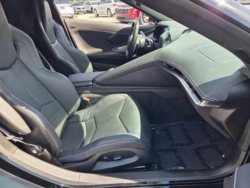 Used 2024 Chevrolet Corvette Stingray Coupe w/ Z51 Performance Package image 15