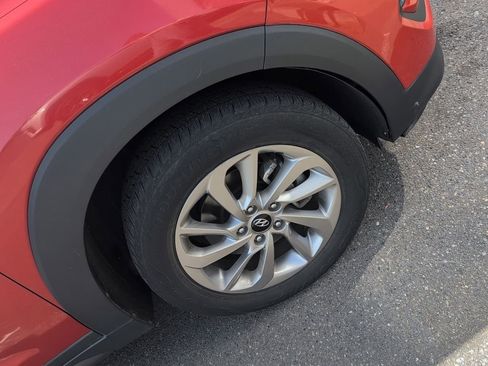 Used 2016 Hyundai Tucson SE w/ Option Group 02 AWD/4WD image 10