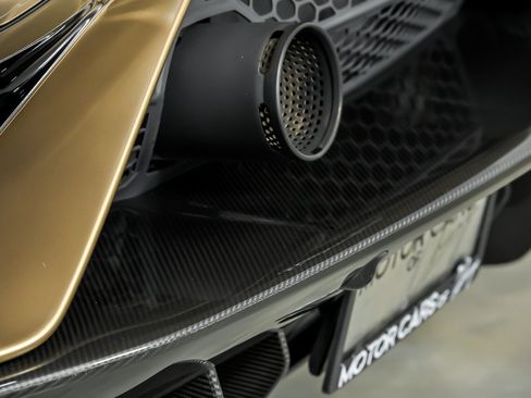 Used 2021 Lamborghini Aventador SVJ AWD/4WD image 12