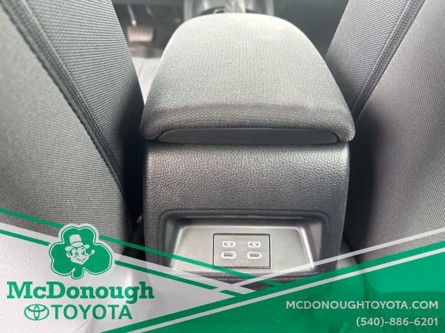 Used 2024 Toyota Corolla LE FWD image 13