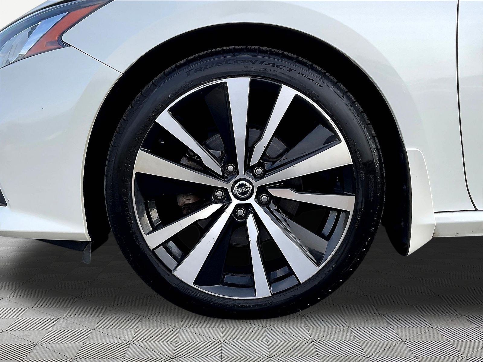 Used 2019 Nissan Altima 2.5 SR w/ SR Premium Package AWD/4WD image 33