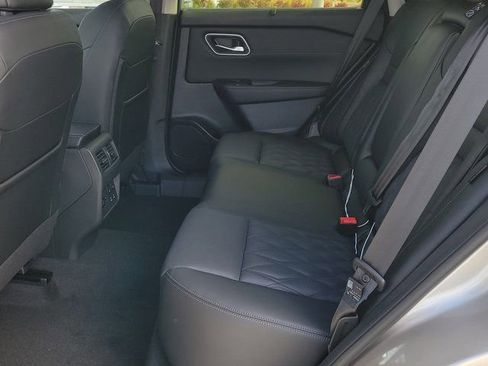 New 2026 Nissan Rogue Platinum w/ Platinum Premium Package image 7