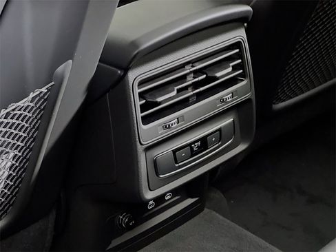 New 2026 Audi Q7 2.0T Premium image 25