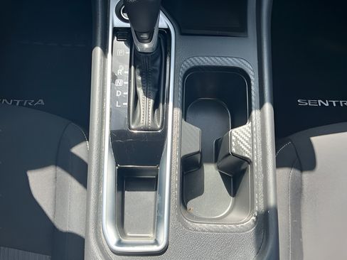 Used 2025 Nissan Sentra SV FWD image 29