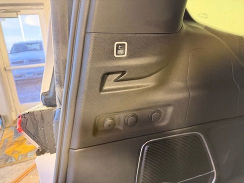 New 2026 Jeep Grand Wagoneer L Limited image 12