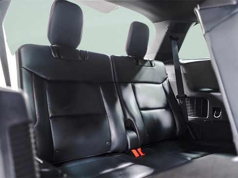 Used 2025 Ford Explorer ST-Line w/ ST-Line Street Pack image 36