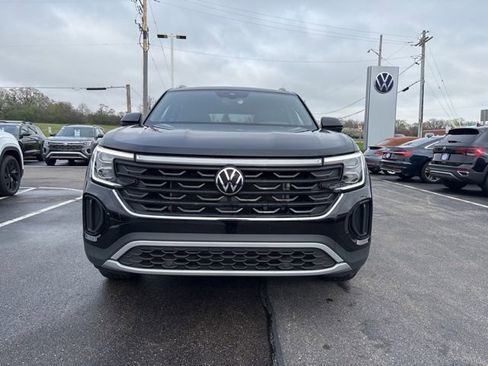 Used 2024 Volkswagen Atlas Cross Sport SE AWD/4WD image 2