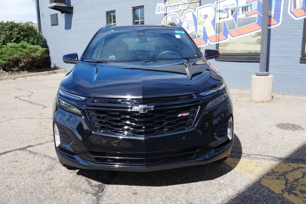 Used 2024 Chevrolet Equinox RS w/ RS Leather Package AWD/4WD image 2