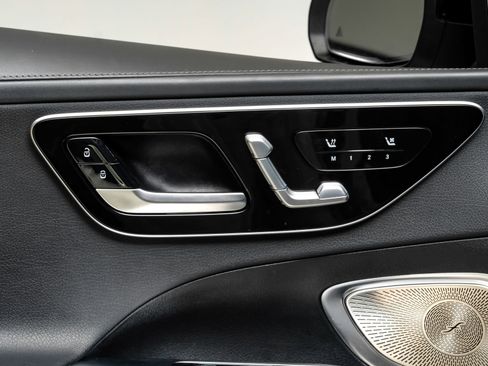 Used 2023 Mercedes-Benz C 43 AMG 4MATIC Sedan image 43