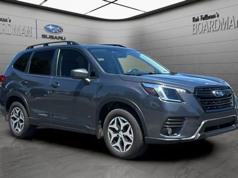 Used 2023 Subaru Forester Premium AWD/4WD image 1