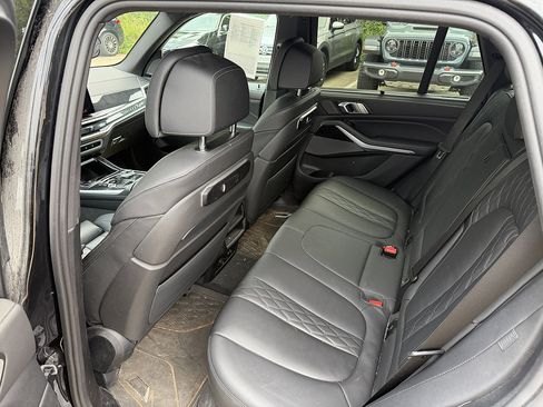 Used 2024 BMW X5 xDrive40i w/ Executive Package AWD/4WD image 6