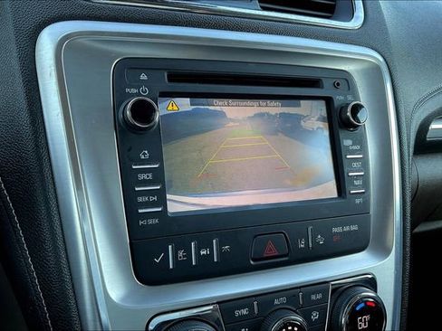 Used 2017 GMC Acadia Limited SLT image 11