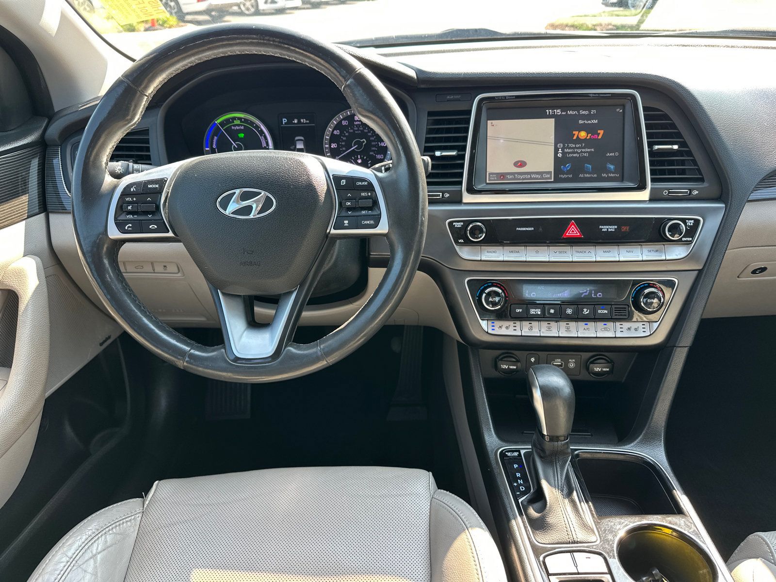 Used 2018 Hyundai Sonata Limited w/ Ultimate Package 02 FWD image 18