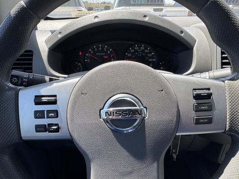 Used 2019 Nissan Frontier SV RWD image 25
