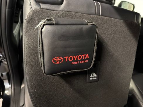 Used 2023 Toyota Highlander XSE AWD/4WD image 31