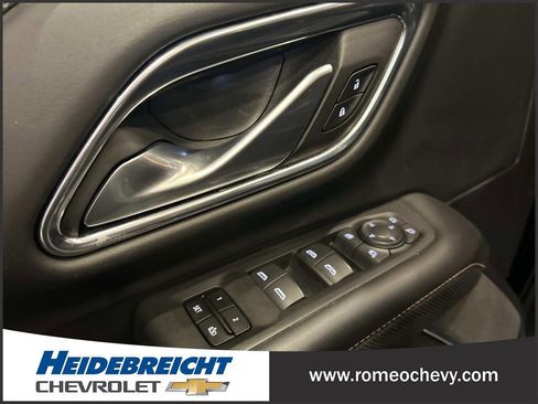 Used 2022 GMC Yukon XL AT4 w/ Max Trailering Package image 12