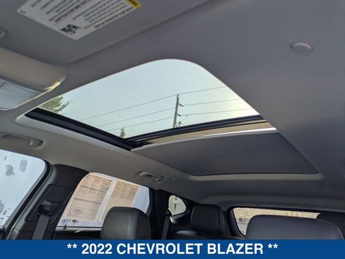 Used 2022 Chevrolet Blazer LT w/ Sound & Technology Package FWD image 25