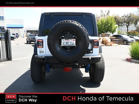 Used 2021 Jeep Wrangler Unlimited Rubicon AWD/4WD image 7