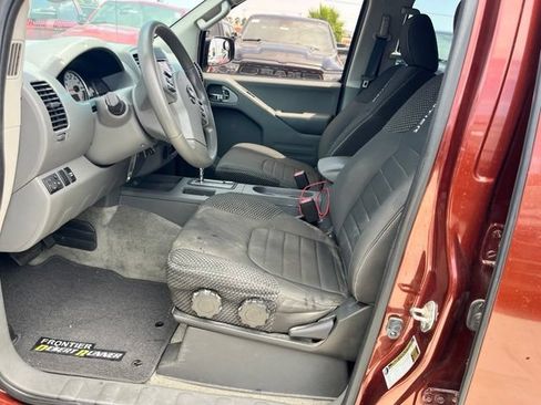 Used 2016 Nissan Frontier Desert Runner RWD image 9