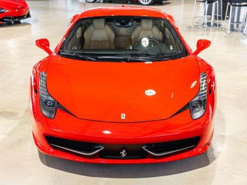 Used 2010 Ferrari 458 Italia Coupe RWD image 9