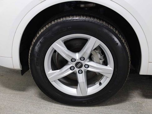 Used 2023 Audi Q5 2.0T Premium w/ Convenience Package image 37