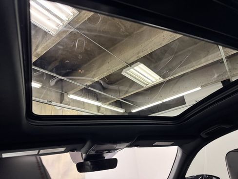 Used 2023 Acura MDX A-Spec image 34