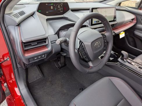 New 2026 Toyota Prius Plug-In Hybrid FWD image 9