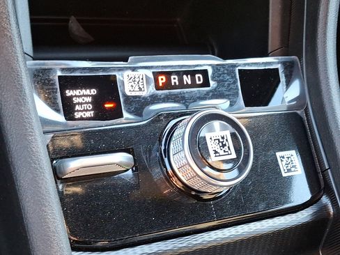 New 2025 Jeep Grand Cherokee Limited image 11