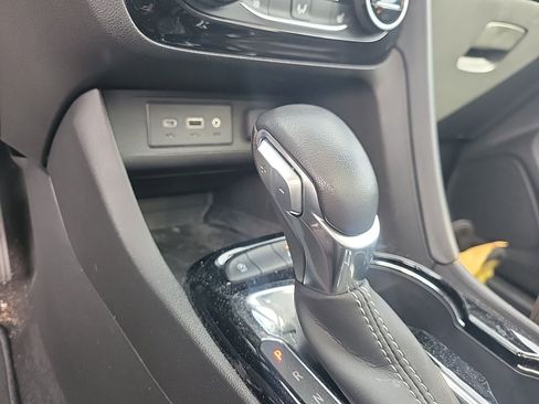 Used 2023 Buick Encore GX Essence w/ Experience Buick Package image 32