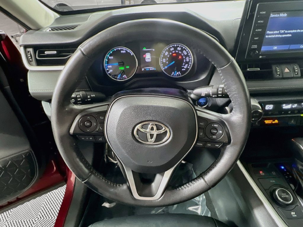 Certified 2021 Toyota RAV4 XLE Premium AWD/4WD image 10