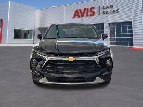 Used 2025 Chevrolet Blazer LT FWD image 4