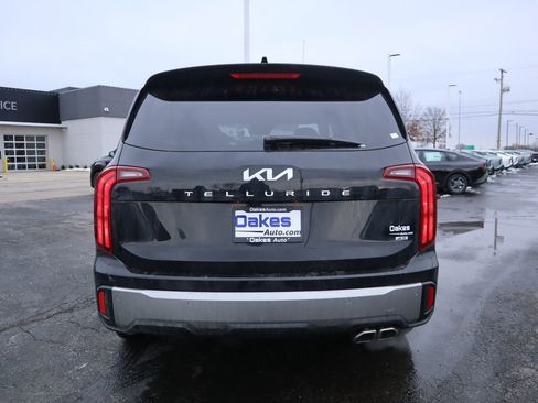 New 2025 Kia Telluride S image 6